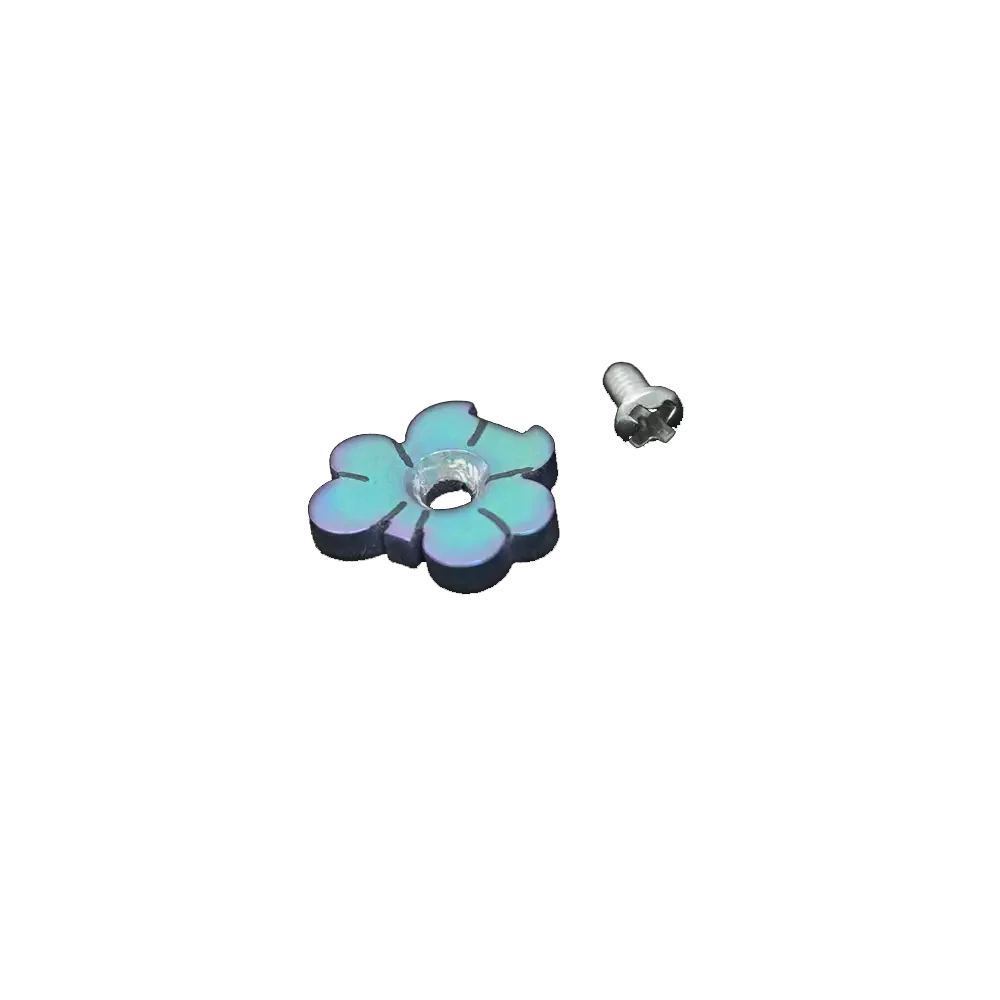 Shamrock Thumb Button - Image 3